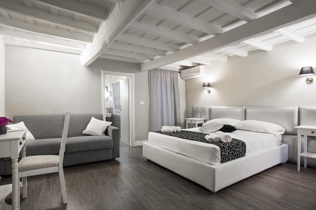 Delsi Suites Pantheon Roma Quarto foto